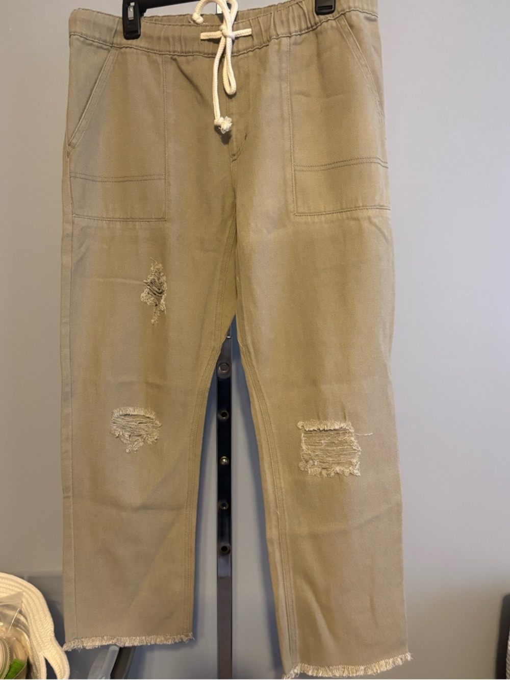 Easel Women’s Denim Cotton Tan Bottoms Size Large New!